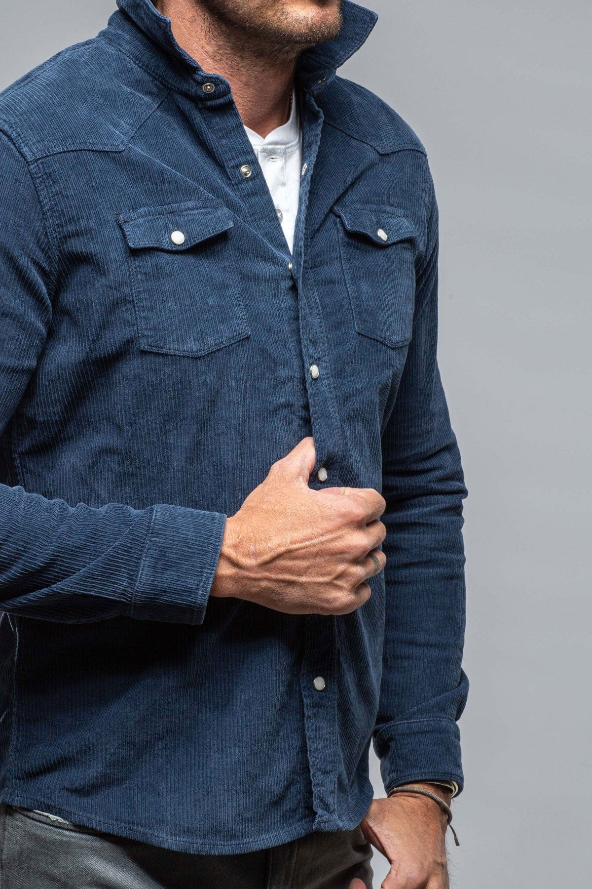 Brooks Corduroy Snap Shirt In Navy - AXEL'S