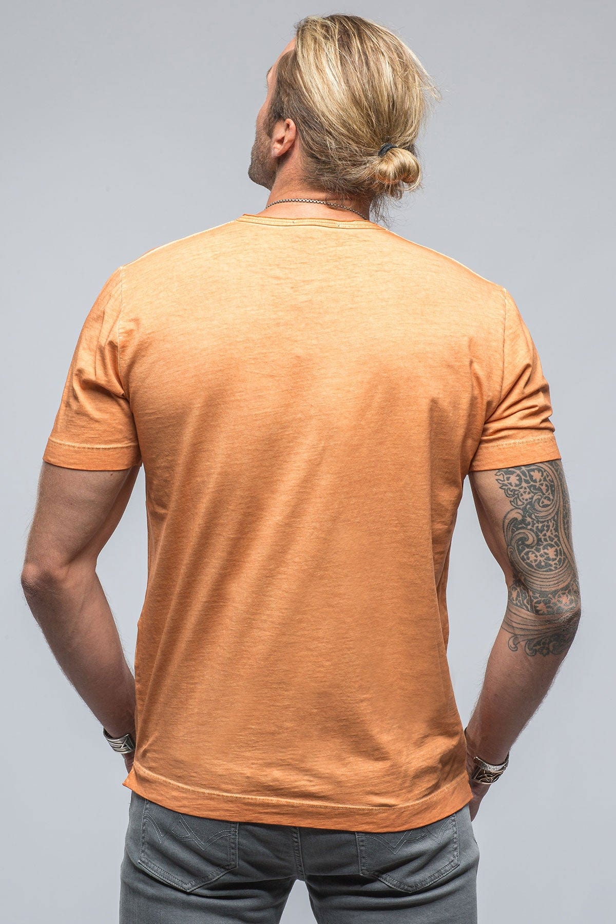 York Crew Neck in Orange - AXEL'S