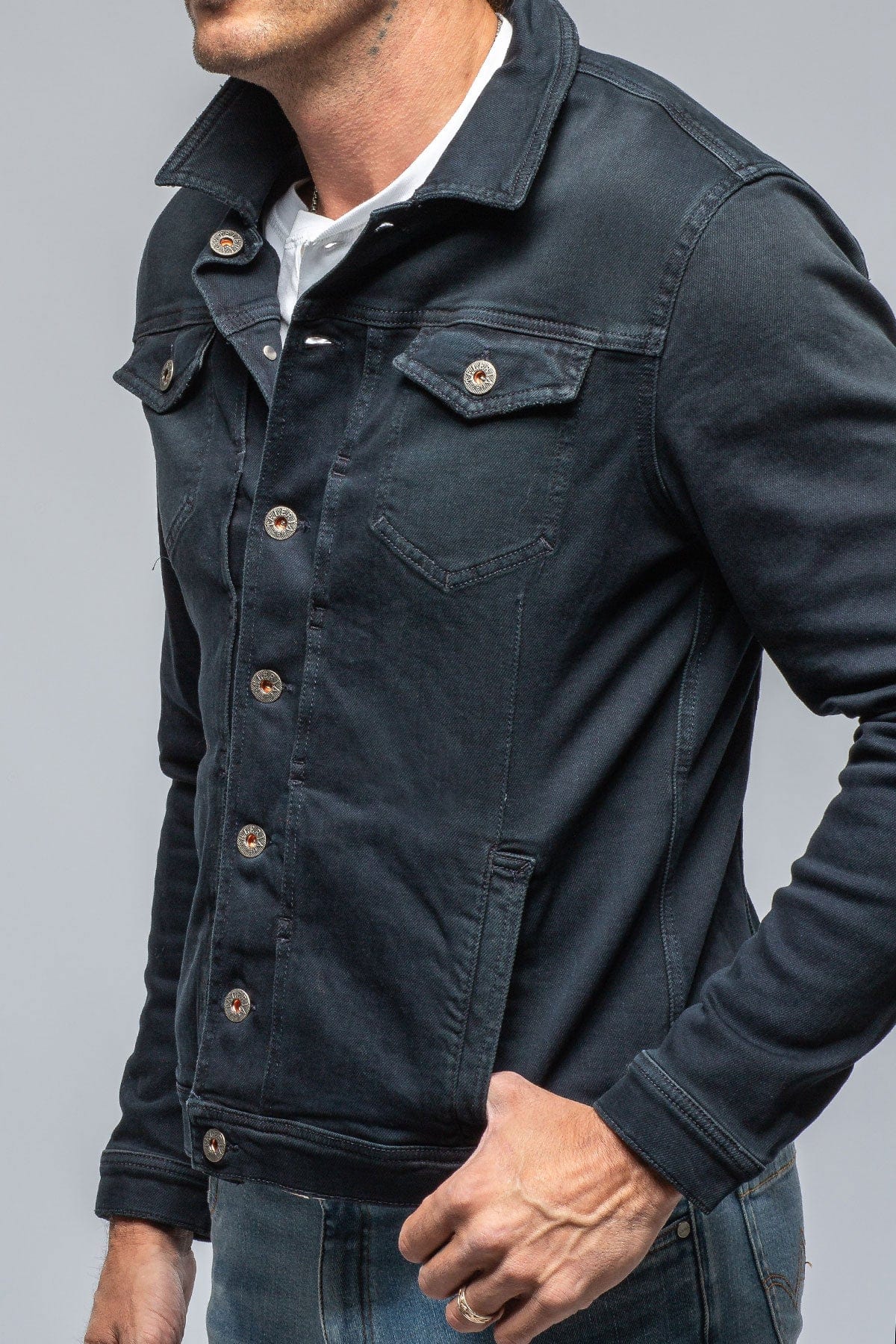 Walker Jean Jacket In Nero - AXEL'S